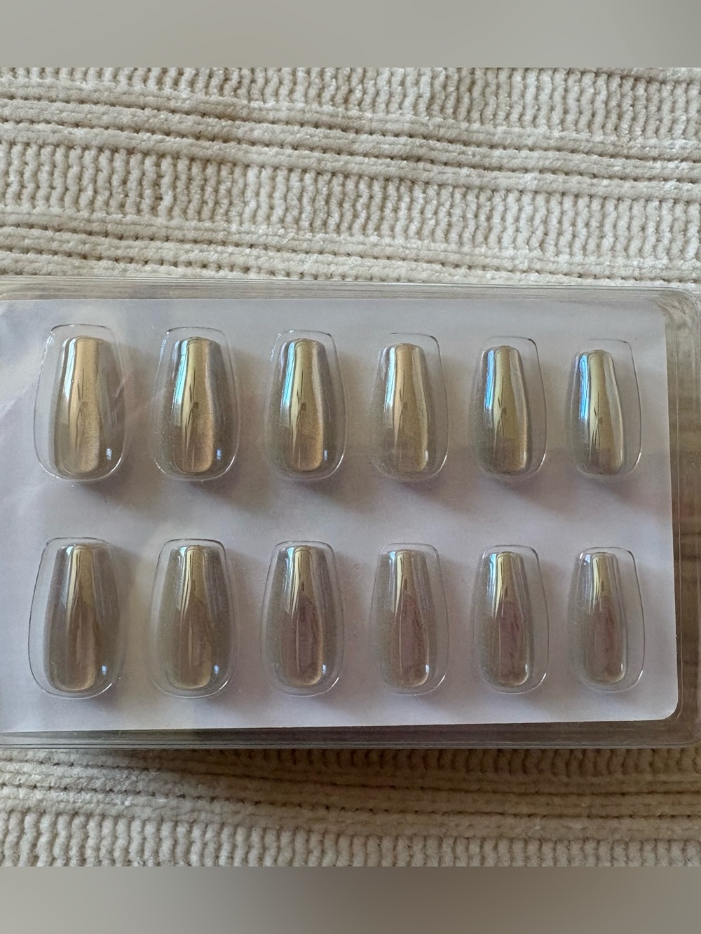 Nail Reformation Clear Iridescent Silver Press-On Nails